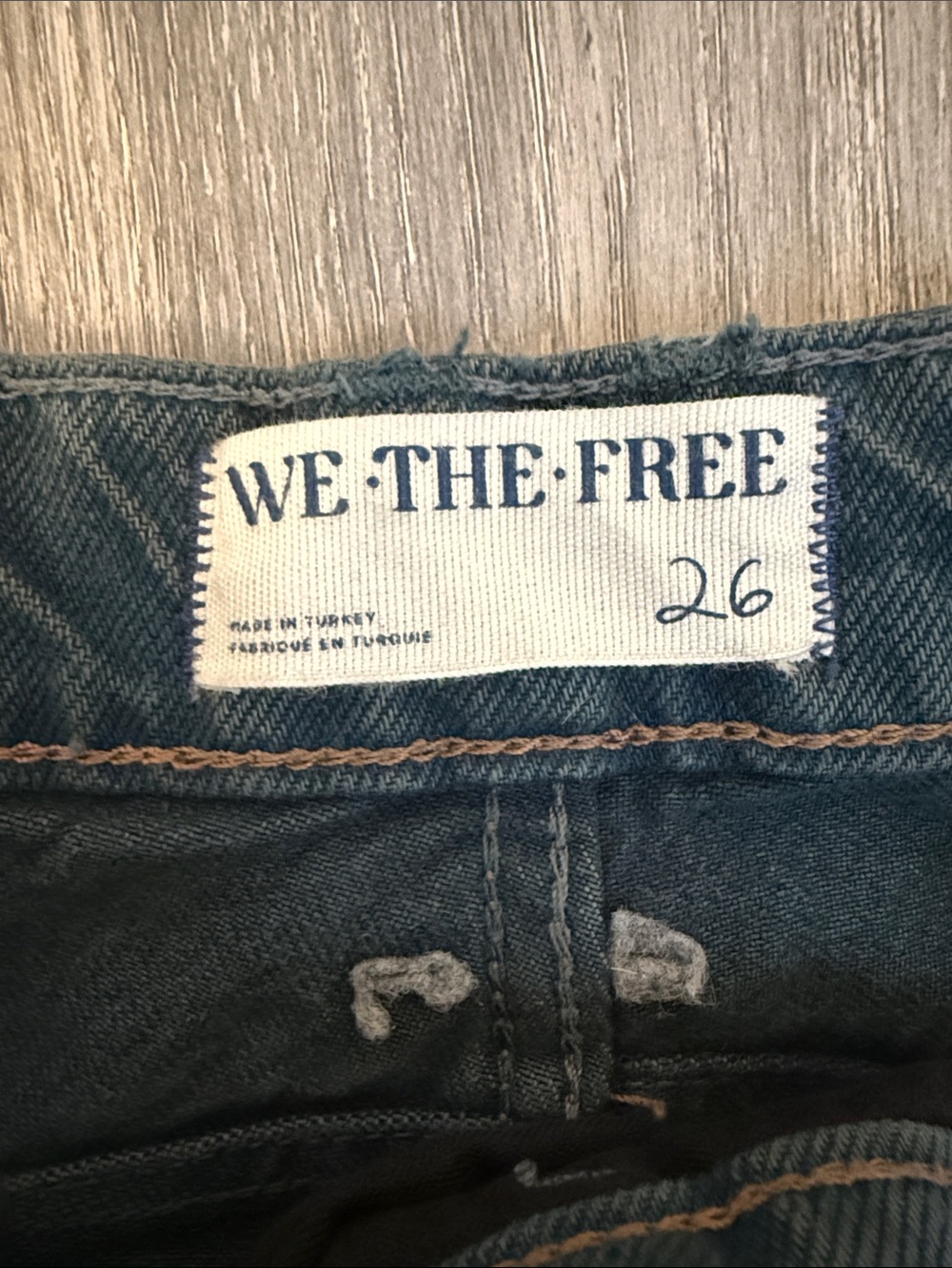 We The Free Good Luck Mid Rise Barrel Jeans Size 26 - Picture 2 of 8